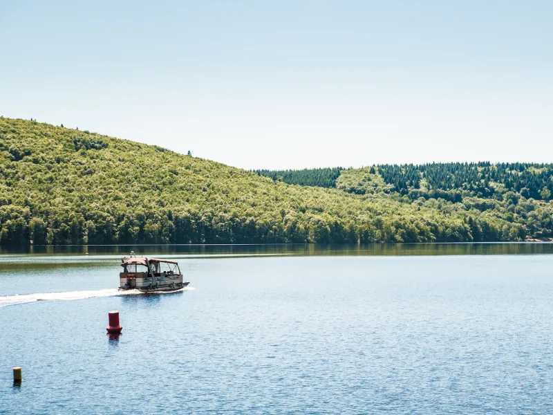 Balade en bateau sur le Lac de Vassivière