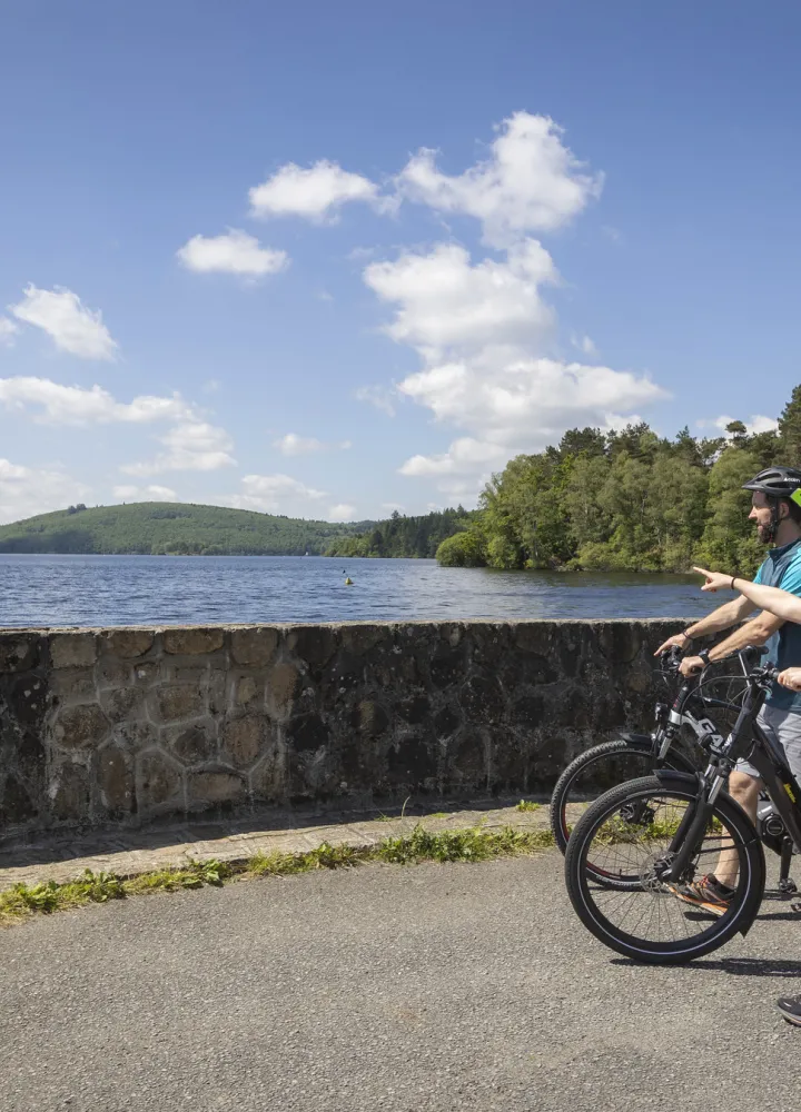 Tour du Lac de Vassivière