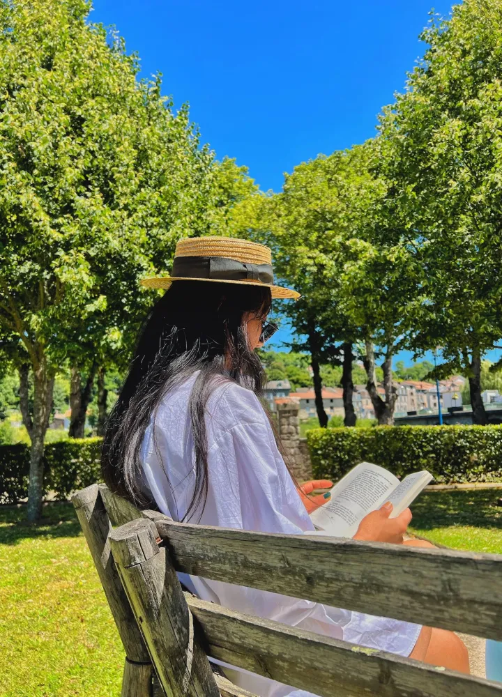 Lecture en bords de Vienne - Aixe-sur-Vienne