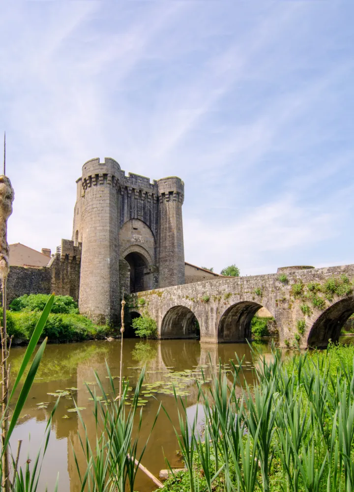 Porte Saint-Jacques à Parthenay