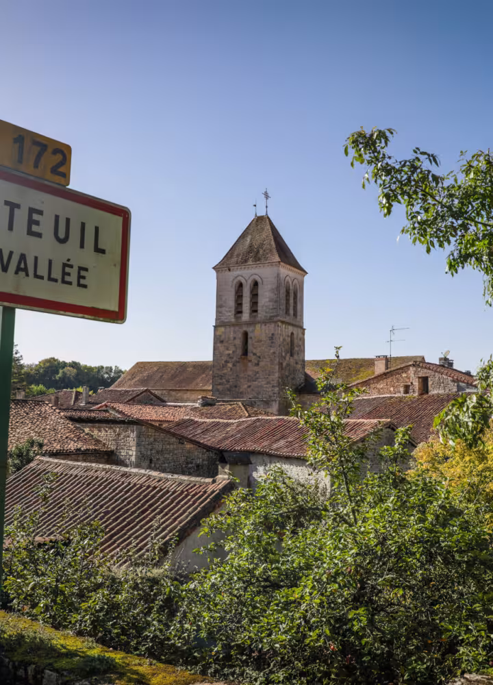 Village de Nanteuil en Vallée