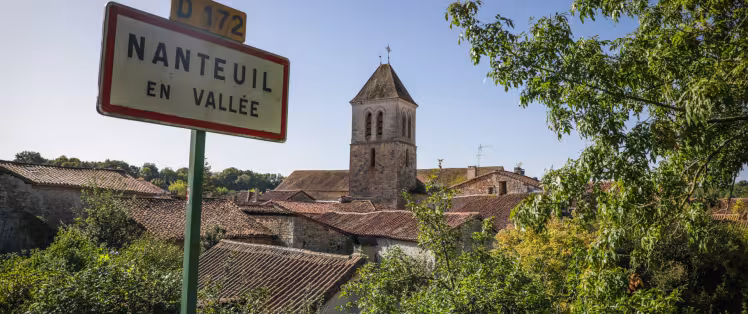 Village de Nanteuil en Vallée