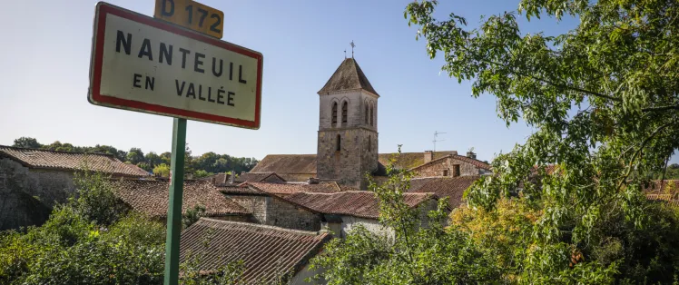 Village de Nanteuil en Vallée