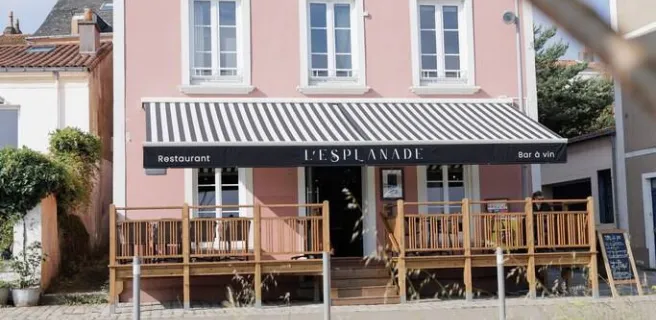 L'Esplanade Hôtel · Restaurant · Bar à vin