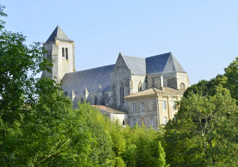 Abbaye Royale de Celles-sur-Belle